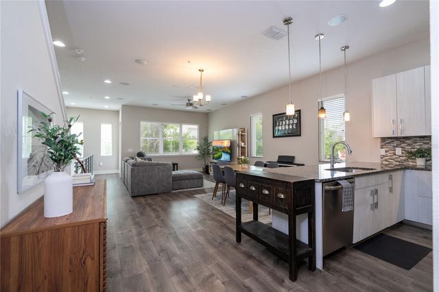 73 W GRANT STREET, Orlando, FL 32806