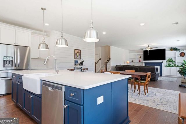 8110 Beryl Overlook, Gainesville, GA 30506