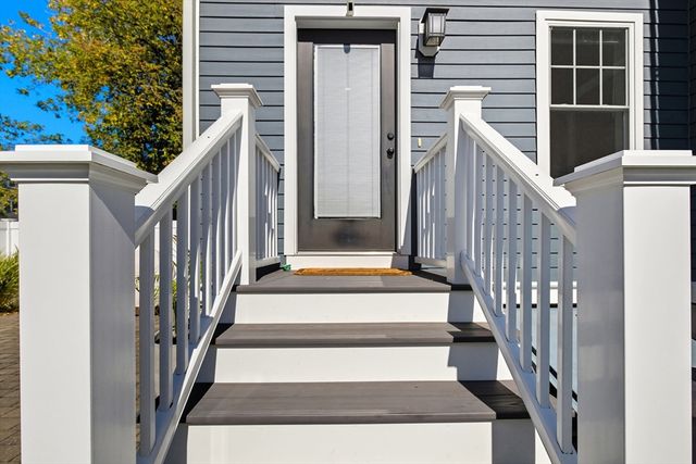 189 Linwood Avenue 1, Newton, MA 02460