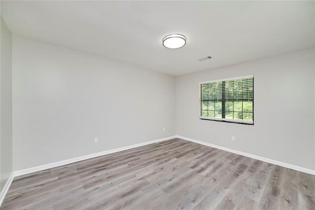 355 Santa Fe Trail, Ellenwood, GA 30294