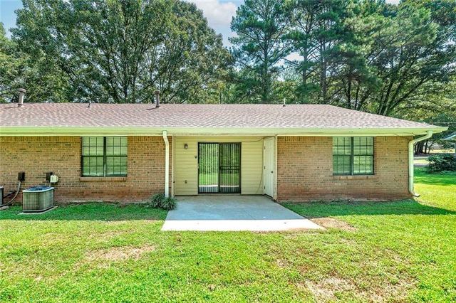 355 Santa Fe Trail, Ellenwood, GA 30294