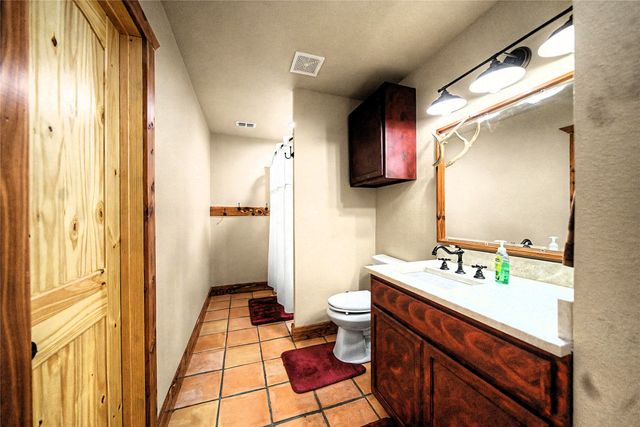 9439 County Road 103, Whitesboro, TX 76273
