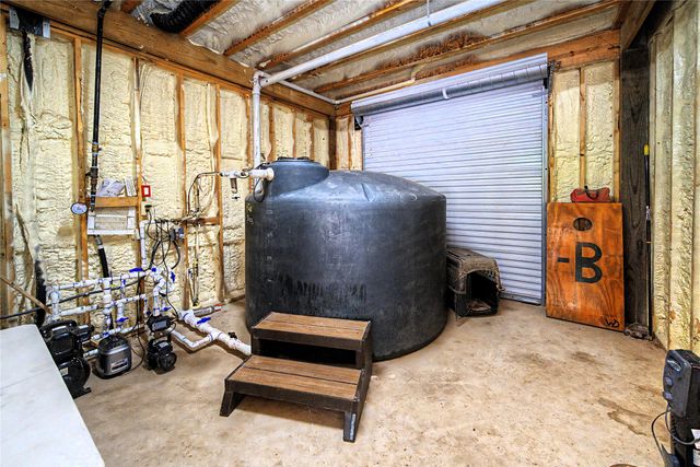 9439 County Road 103, Whitesboro, TX 76273