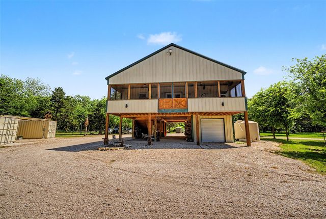 9439 County Road 103, Whitesboro, TX 76273