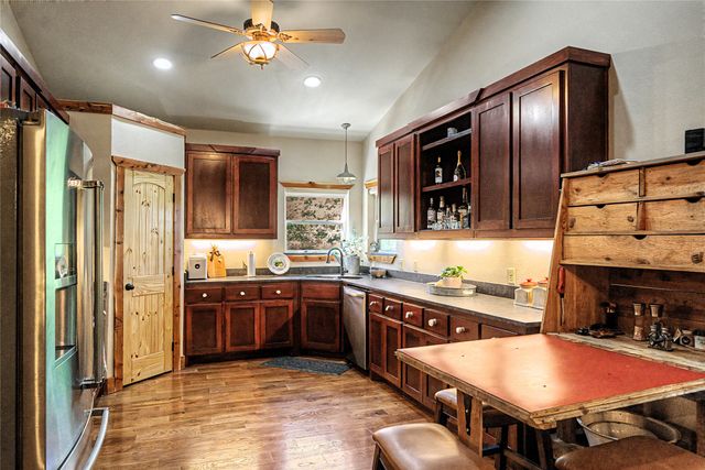 9439 County Road 103, Whitesboro, TX 76273