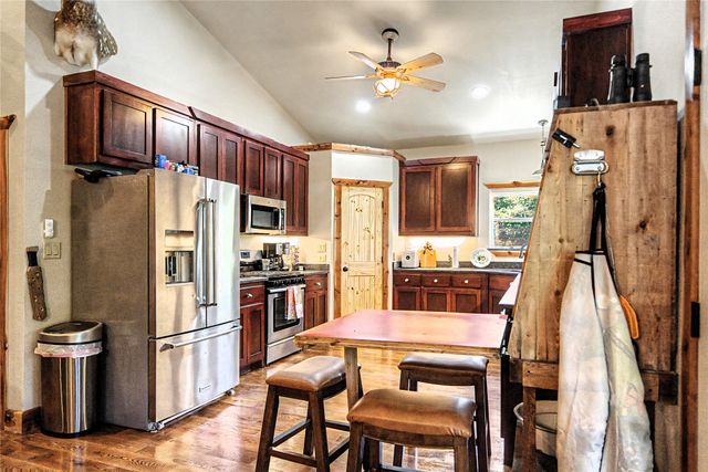 9439 County Road 103, Whitesboro, TX 76273