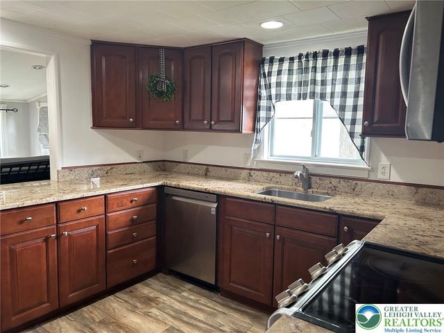 825 Sherman Street, Catasauqua Boro, PA 18032