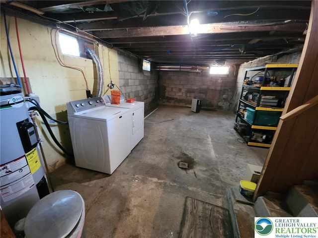 825 Sherman Street, Catasauqua Boro, PA 18032
