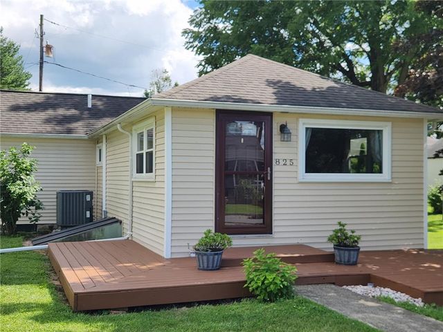 825 Sherman Street, Catasauqua Boro, PA 18032