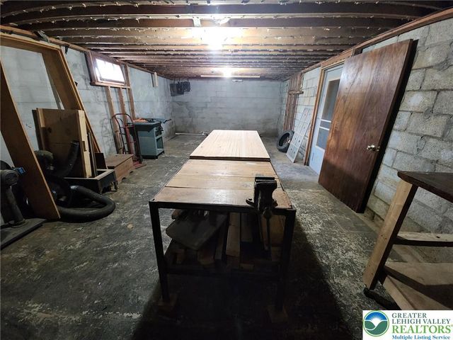825 Sherman Street, Catasauqua Boro, PA 18032