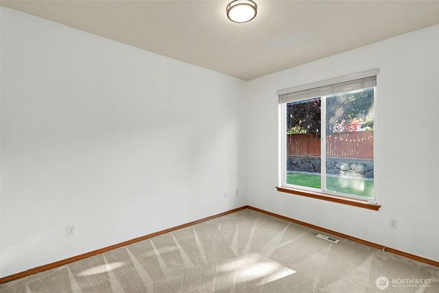 9207 226th Avenue E, Buckley, WA 98321
