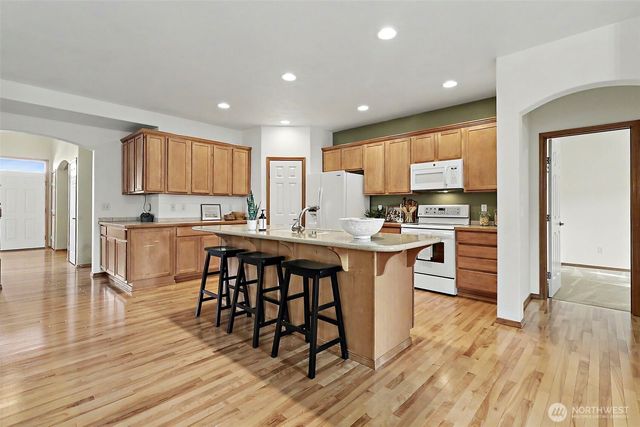 9207 226th Avenue E, Buckley, WA 98321