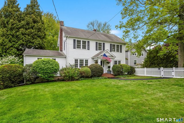 229 West Avenue, Darien, CT 06820