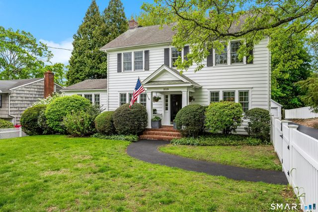 229 West Avenue, Darien, CT 06820