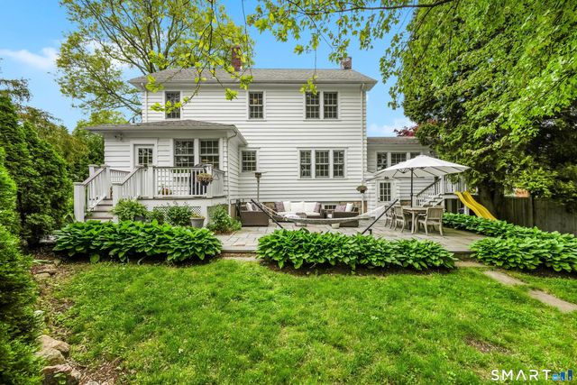 229 West Avenue, Darien, CT 06820