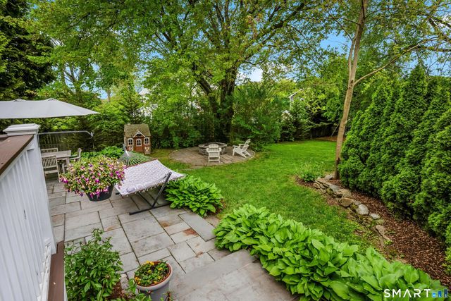 229 West Avenue, Darien, CT 06820