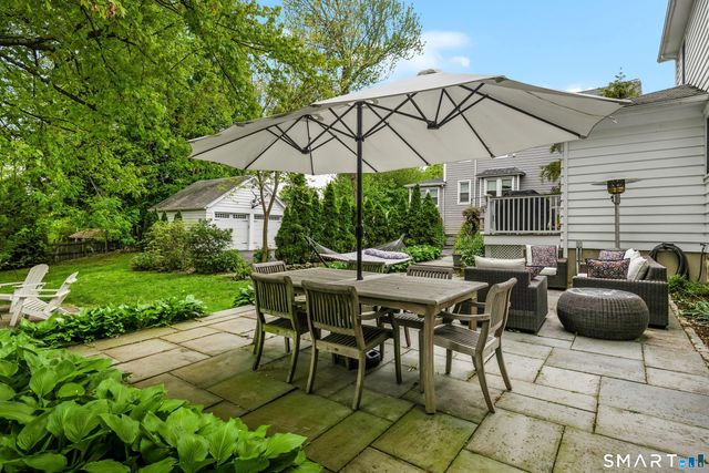 229 West Avenue, Darien, CT 06820