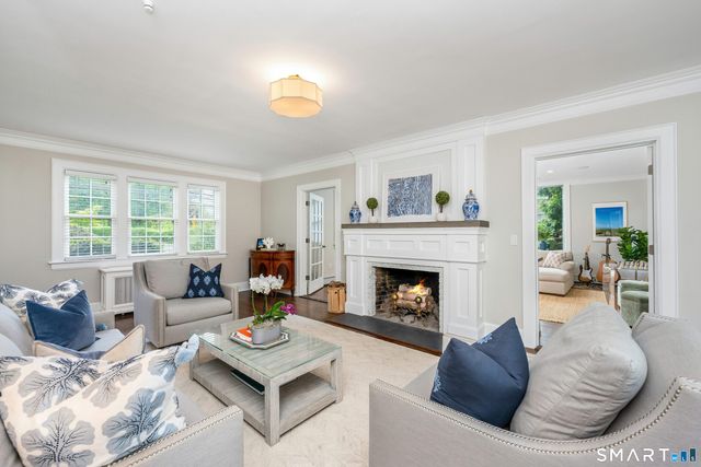 229 West Avenue, Darien, CT 06820