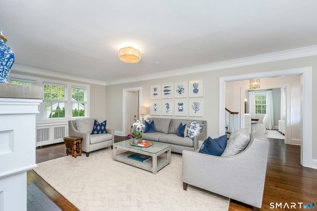 229 West Avenue, Darien, CT 06820