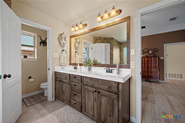 3315 Ten Bits Drive, Belton, TX 76513