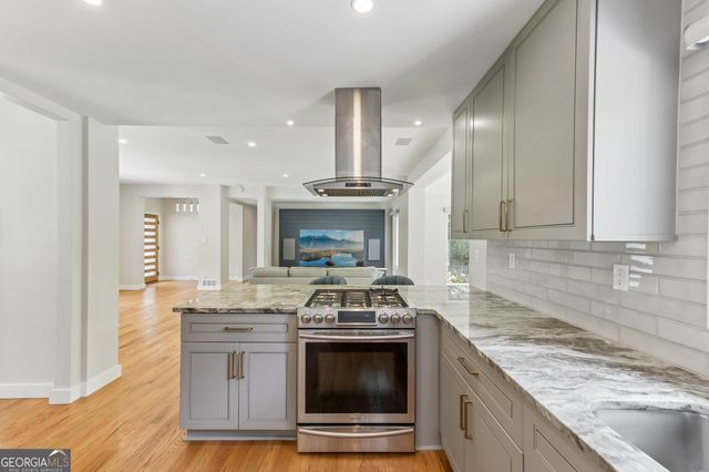3272 Balmoral Drive, Atlanta, GA 30341