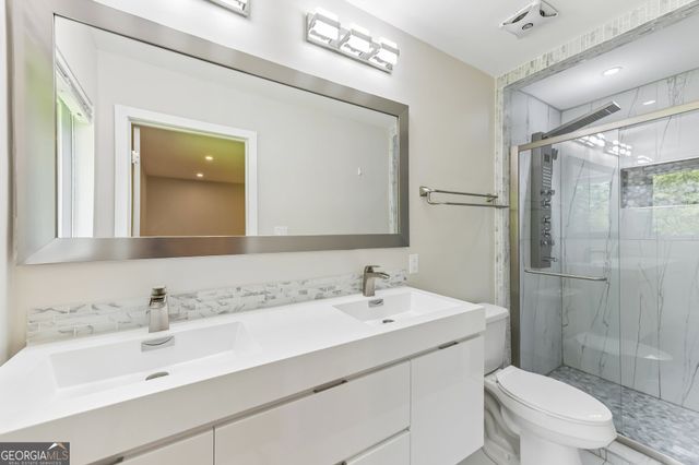 3272 Balmoral Drive, Atlanta, GA 30341