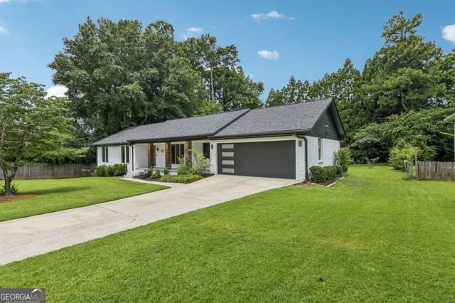 3272 Balmoral Drive, Atlanta, GA 30341