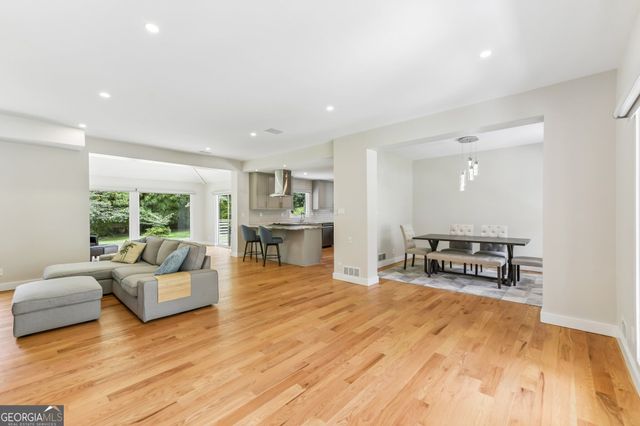 3272 Balmoral Drive, Atlanta, GA 30341