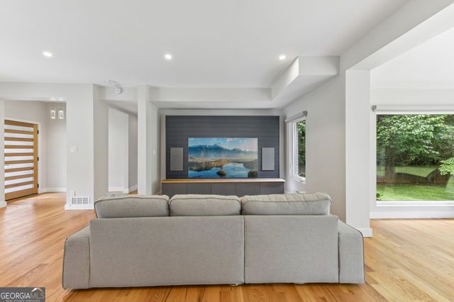 3272 Balmoral Drive, Atlanta, GA 30341