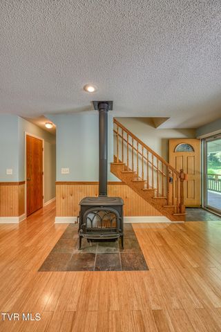 7519 Wolf Run Road, Bristol, VA 24202