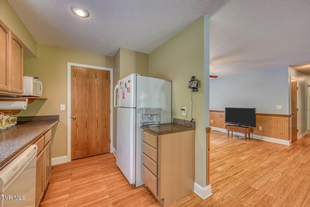 7519 Wolf Run Road, Bristol, VA 24202