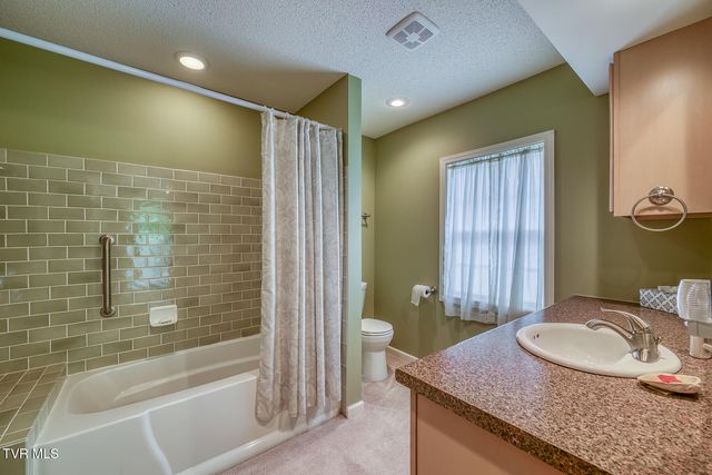 7519 Wolf Run Road, Bristol, VA 24202