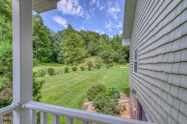 7519 Wolf Run Road, Bristol, VA 24202