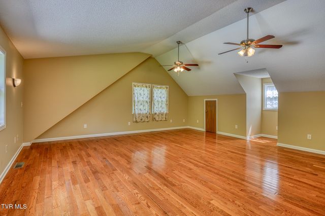 7519 Wolf Run Road, Bristol, VA 24202