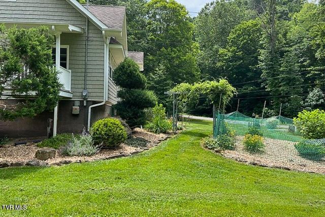 7519 Wolf Run Road, Bristol, VA 24202