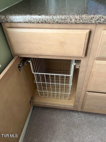 7519 Wolf Run Road, Bristol, VA 24202