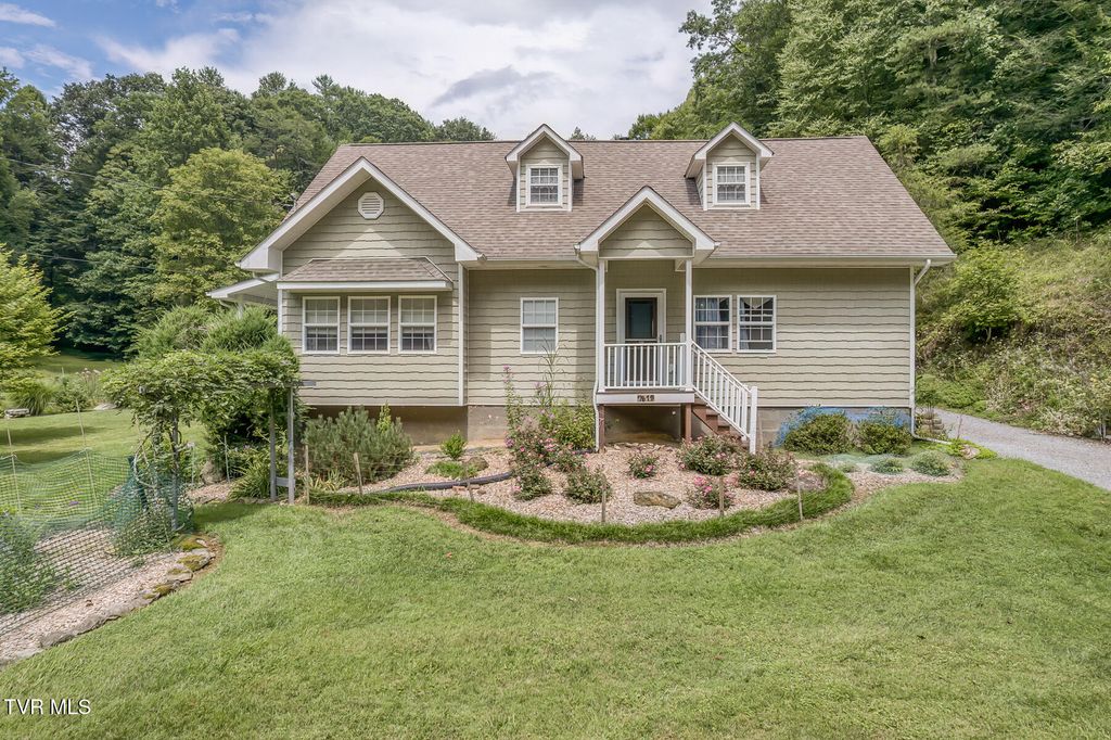 7519 Wolf Run Road, Bristol, VA 24202