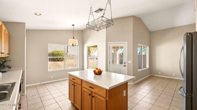 1530 E Charleston Avenue, Phoenix, AZ 85022