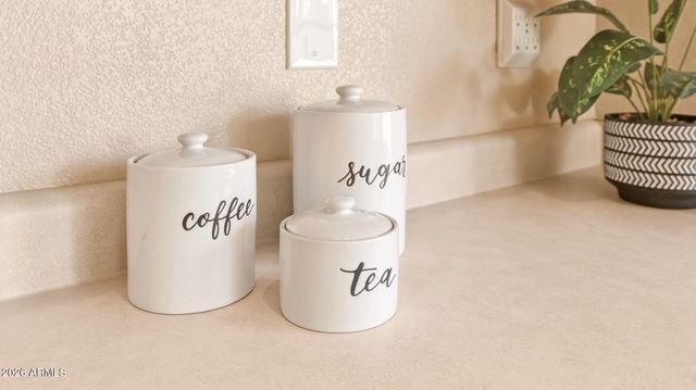 1530 E Charleston Avenue, Phoenix, AZ 85022