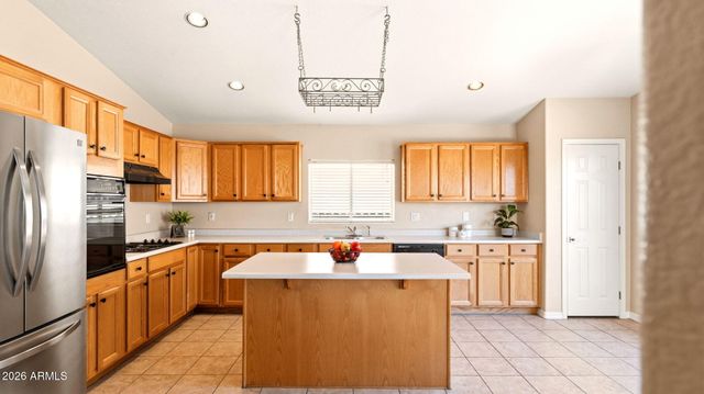 1530 E Charleston Avenue, Phoenix, AZ 85022