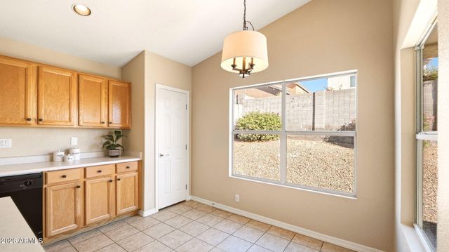 1530 E Charleston Avenue, Phoenix, AZ 85022