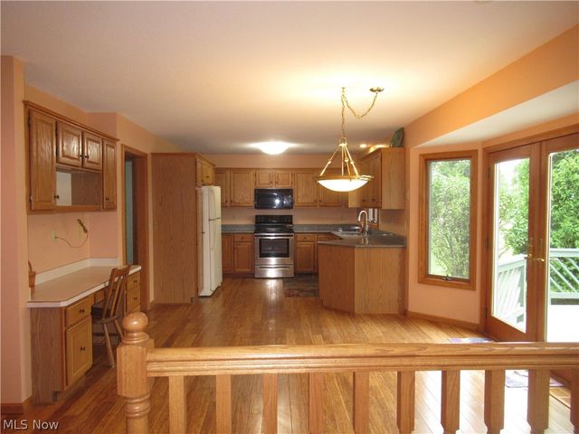 8553 Indian Creek Drive, Poland, OH 44514