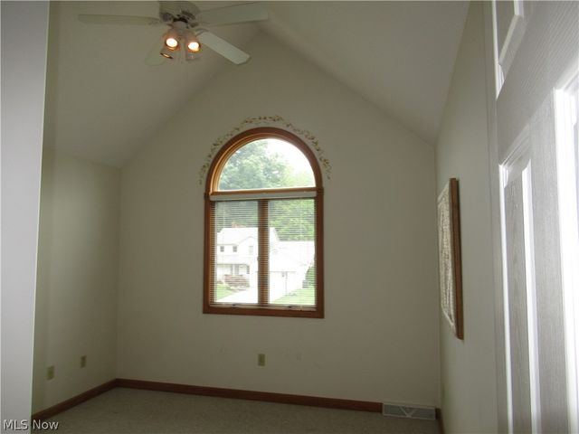 8553 Indian Creek Drive, Poland, OH 44514