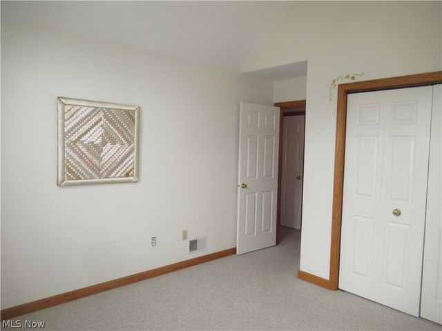8553 Indian Creek Drive, Poland, OH 44514