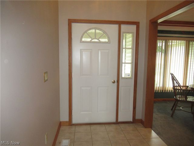 8553 Indian Creek Drive, Poland, OH 44514