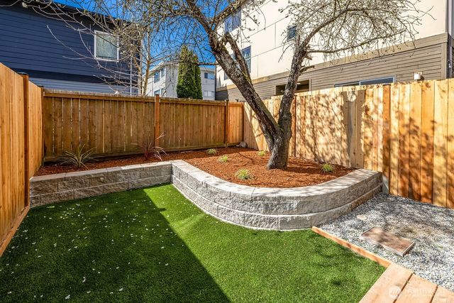 7711 A 11th Avenue SW, Seattle, WA 98106