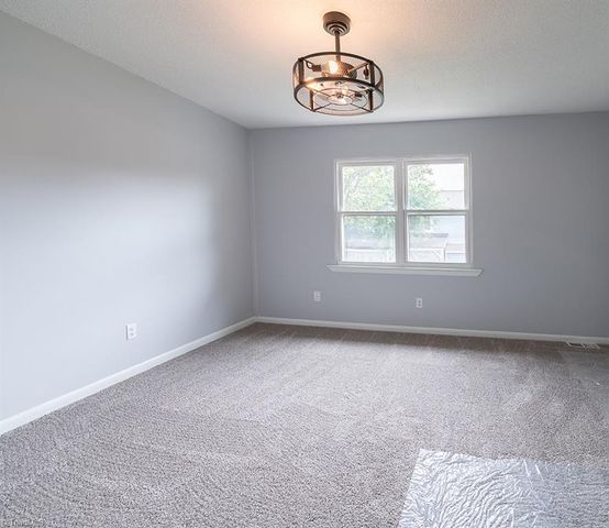 5707 Bramblegate Road J, Greensboro, NC 27409