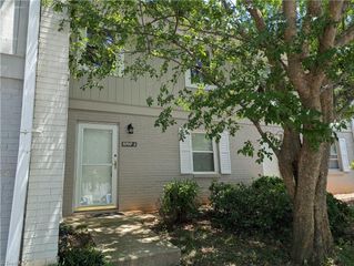5707 Bramblegate Road J, Greensboro, NC 27409