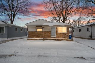 13335 Charlotte Avenue, Warren, MI 48089