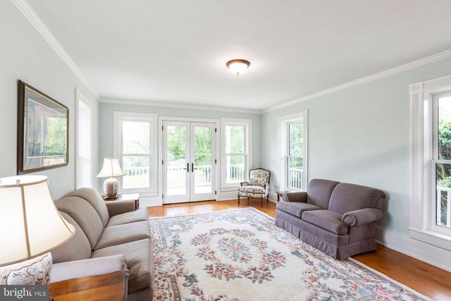 558 GAY ST, Washington, VA 22747